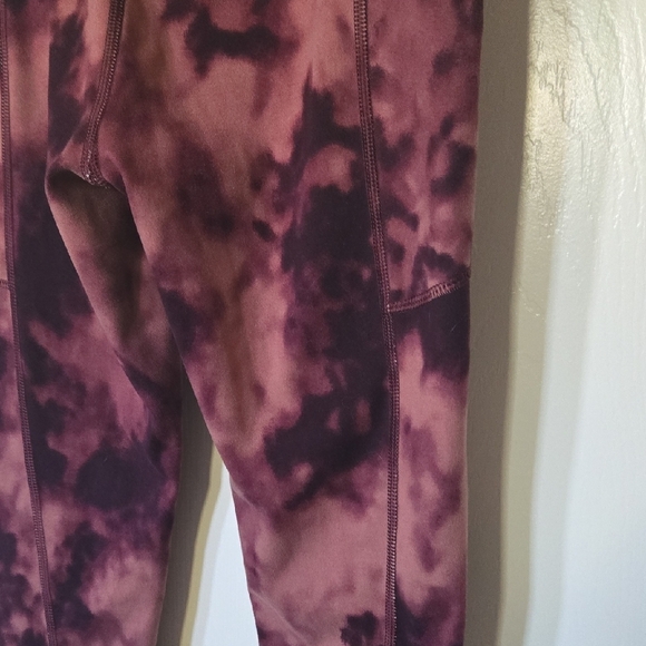 Tie-Dye High-Waisted Leggings - Picture 6 of 8
